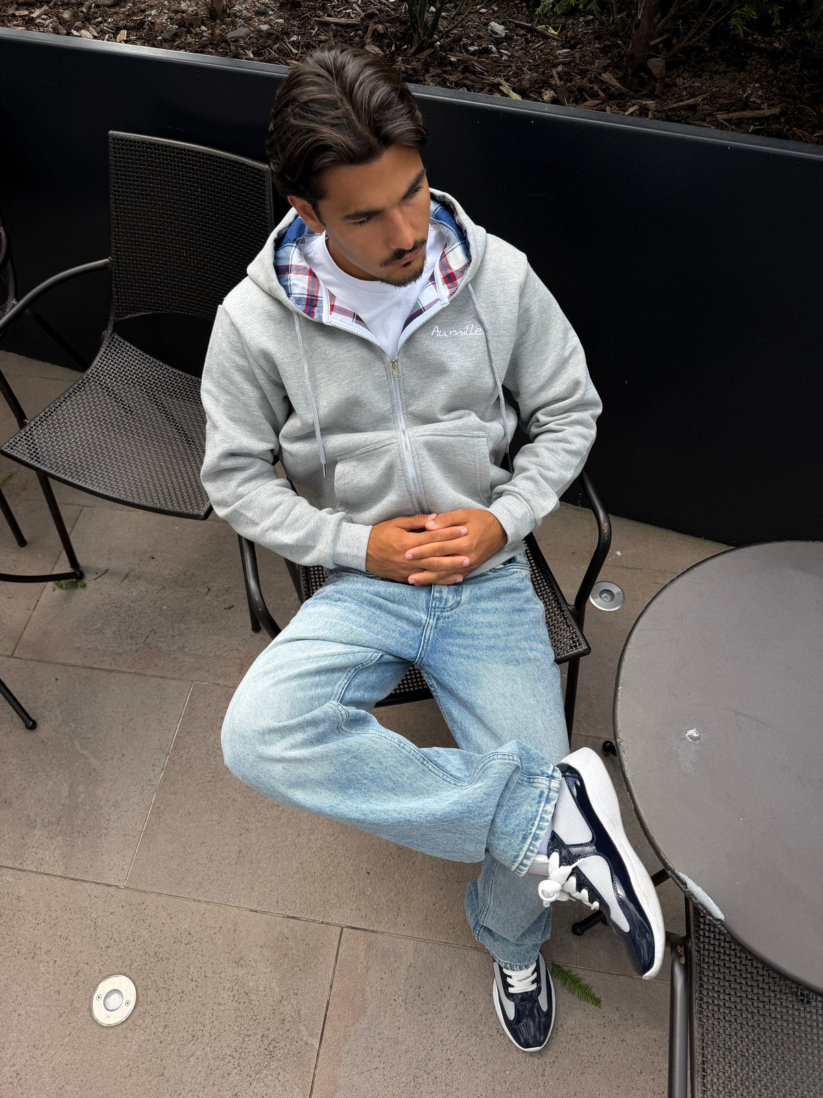 GREY ZIPPER - Aumille